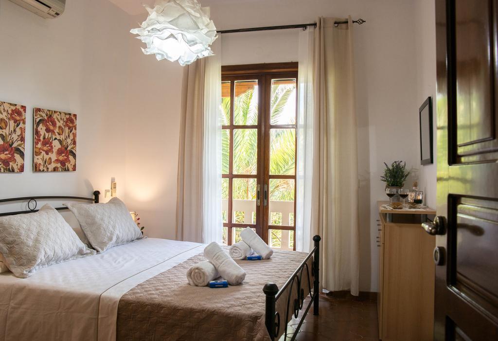 Alexandra Villa Stalós Exterior foto