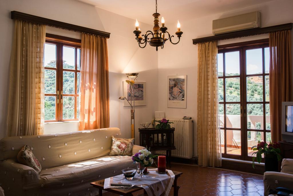 Alexandra Villa Stalós Exterior foto